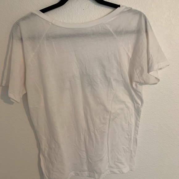 Urban Outfitters tshirt - Picture 2 of 2